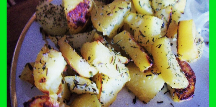 Zapečenépřílohové brambory s Texaqským kořením a bylinkami
