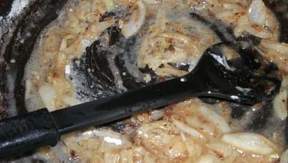 Vepřové plátky s hořčicovo-pórkovou omáčkou