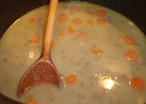 Čočková polévka s mrkvičkou