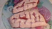 Křupavá kachní prsa, kůži nařežeme do mřížky
