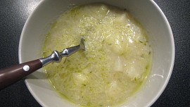 Petrželová polévka