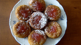 Tvarohové šišky s džemem