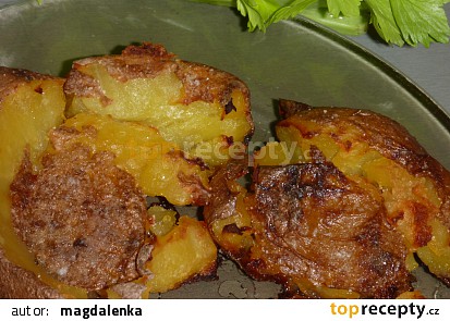 Pečené vařené brambory