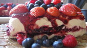 White chocolate berry Cheesecake