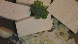 Jednoduché tofu napr. na snídani