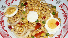 Sójový salát s vejci