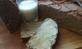 Špaldovo-žitný chléb