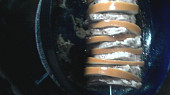 Karé na způsob metrového koláče, napichané na ihlici