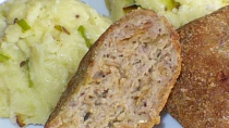 Karbanátky s bramborovými chipsy