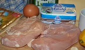 Šťavnaté kuřecí řízky po kyjevsku