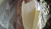 Plněná kuřecí prsa s omeletkou s játry, pred pečením