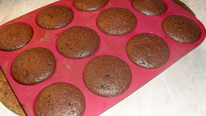 Lehoučké čokoládové muffiny
