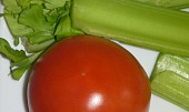 Rajčatovo řapíkatý salát