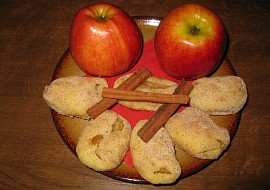 Tvarohové kapsičky s jablky
