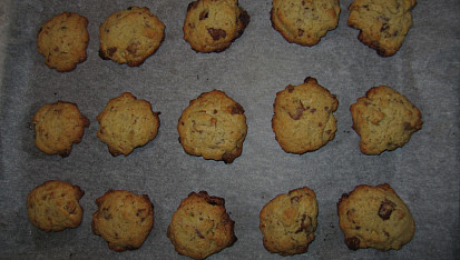 Čokoládové cookies s pistáciemi