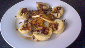 Plněné jáhlové knedlíky s marinovaným tofu