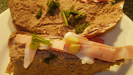 Jemná játrová paštiková  pochoutka