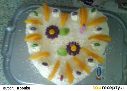 Šlehačkový dort s broskvemi