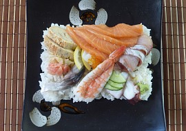 Rozházené sushi  Chirashizushi