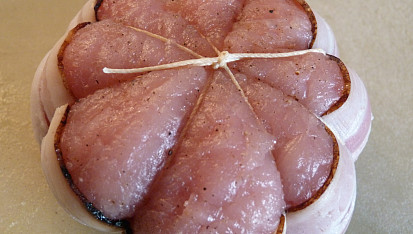 Vepřové květy s pečenými bramborami