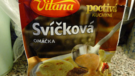 Rychlá králičí svíčková na brusince