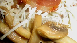 Salát Champignon-Bacon-Pecorino