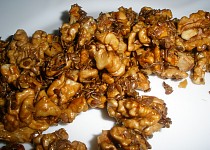 Karamelové oříšky v sezamu