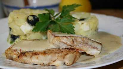 Rybí filé s máslovou omáčkou