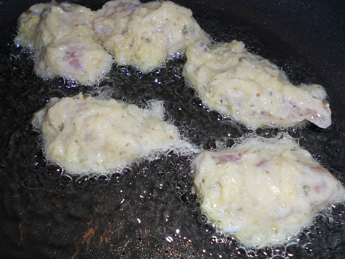 Kuřecí střapačky v bramborákovém těstě