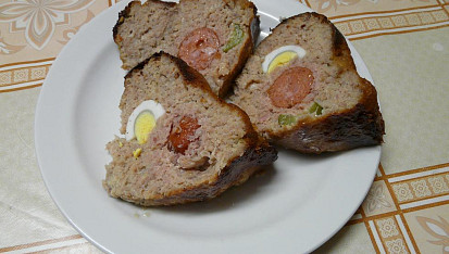 Bábovka z mletého masa