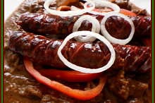 kdo nemusí křen,tak jen klobáska,paprika a cibule