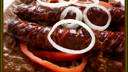 Guláš lázeňského šviháka, kdo nemusí křen,tak jen klobáska,paprika a cibule