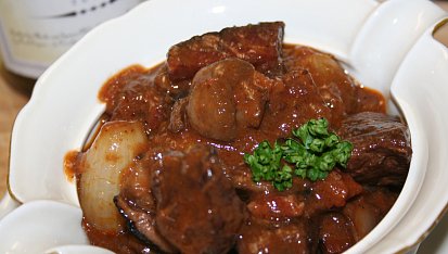 Hovězí po burgundsku  - Boeuf Bourguignonne podle Julii Child