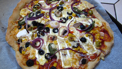 Žampionová a hermelínová pizza, hermelínová
