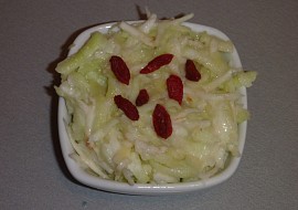 Celerovo jablečný salát