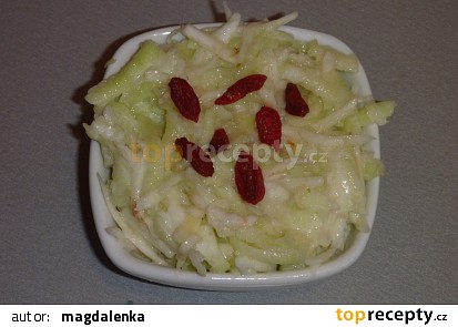 Celerovo jablečný salát