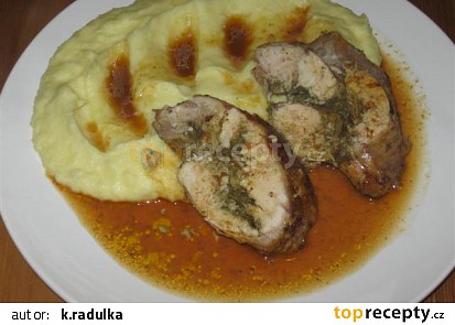 Kuřecí obleček v bazalkovém pestu