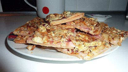 Nivovohruškový koláč, mňamka na talíří