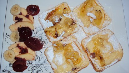 Ovocné palačinkové tousty