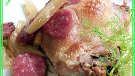 Kuřecí čtvrtky s fenyklem a chorizem