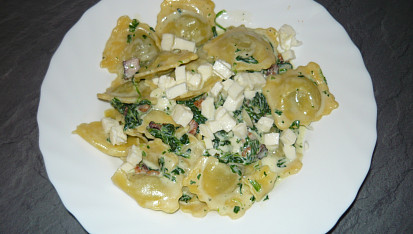 Ravioli se slaninovým špenátem