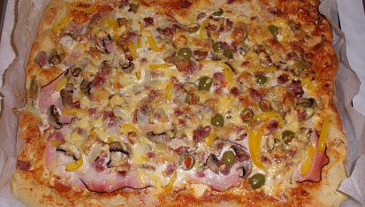 Pizza Grande Rusticana
