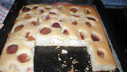 Ovocná bublanina  (se švestkami)