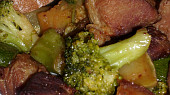 Vepřové plecko s brokolicí a cuketou
