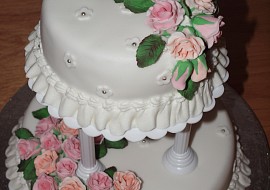 Růže - svatební dort