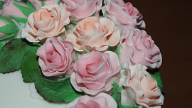 Růže - svatební dort