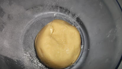 Žloutková kolečka, těsto