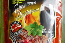 Marinované krůtí kostky v brusinkové omáčce