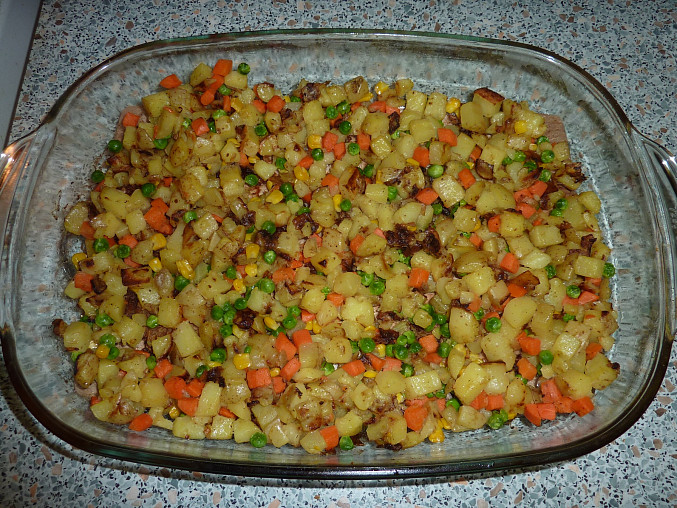 Pečené brambůrky se zeleninou