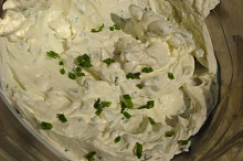 Ochucený odkapaný jogurt